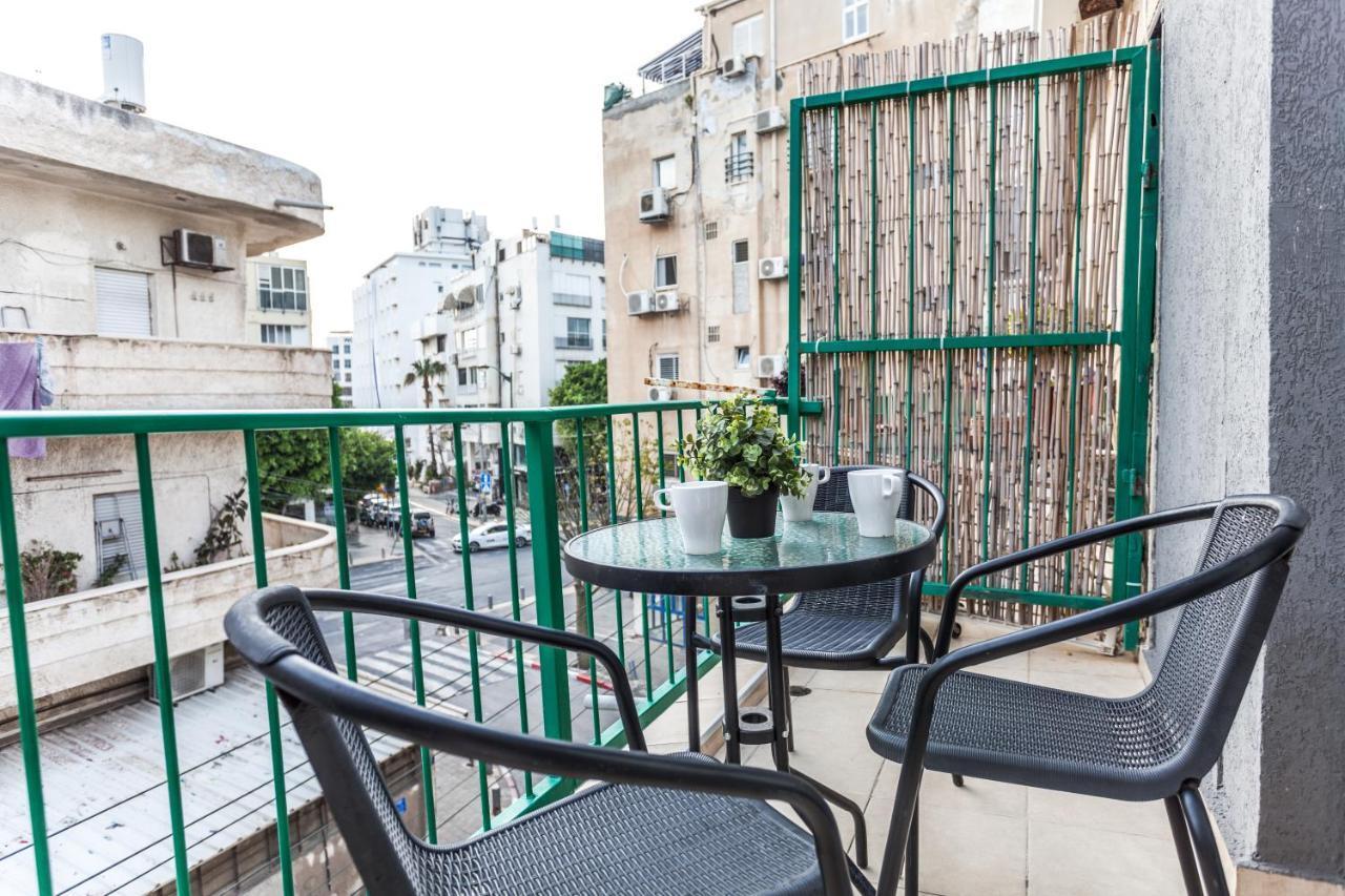 Tlv Port 2 Bedroom With A Balcony Apartment